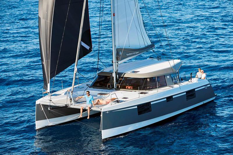 Book yachts online - catamaran - Nautitech 40 - SoMi - rent