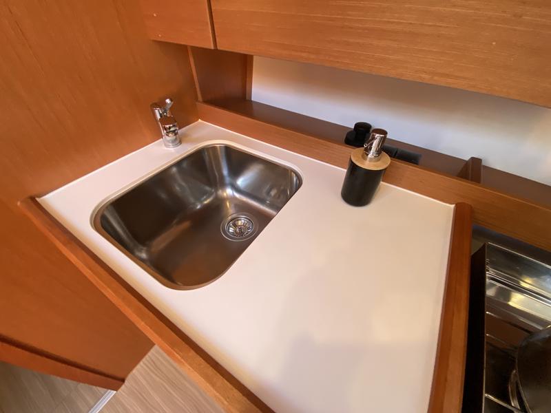 Book yachts online - sailboat - Bavaria C42 - Aeolus - rent