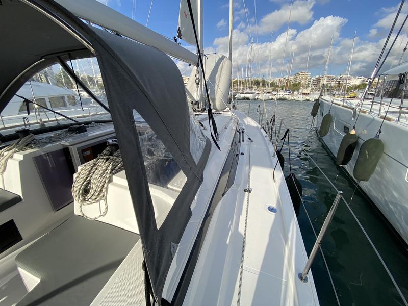 Book yachts online - sailboat - Bavaria C42 - Aeolus - rent