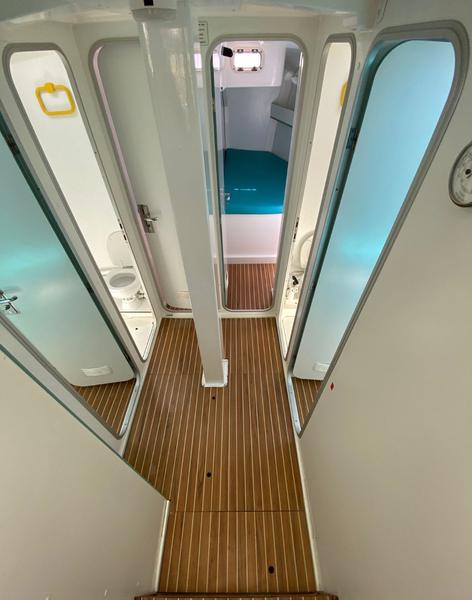 Book yachts online - sailboat - Atoll 6 - ISLAND GIRL - rent