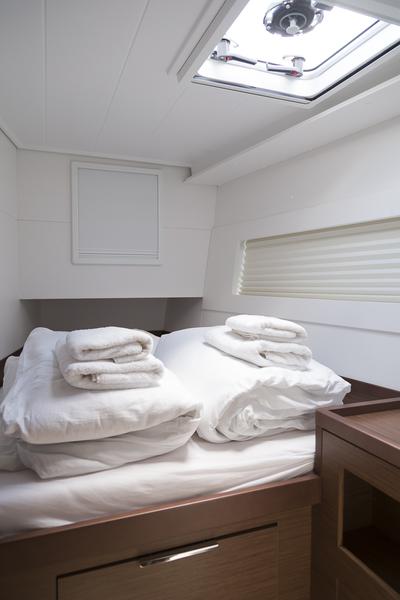 Book yachts online - catamaran - Lagoon 40 - Natalie ( Sunday to Sunday ) - rent