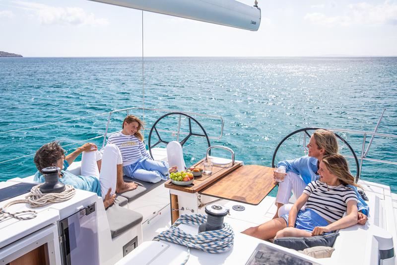 Book yachts online - sailboat - Bavaria C42 - PALMA - rent