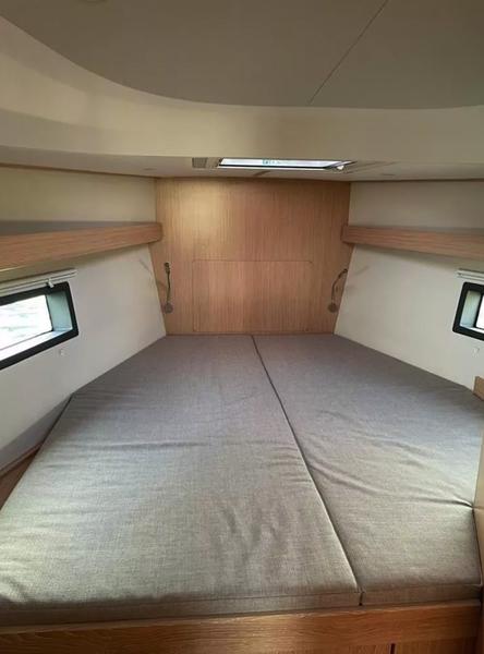 Book yachts online - sailboat - Bavaria C42 - GALA - rent