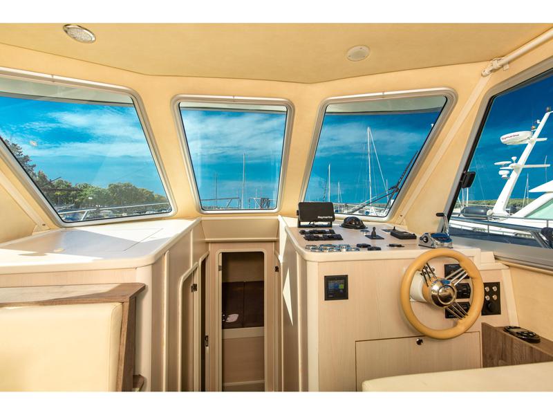 Book yachts online - motorboat - Adria Mare 38 - PAOLA - rent
