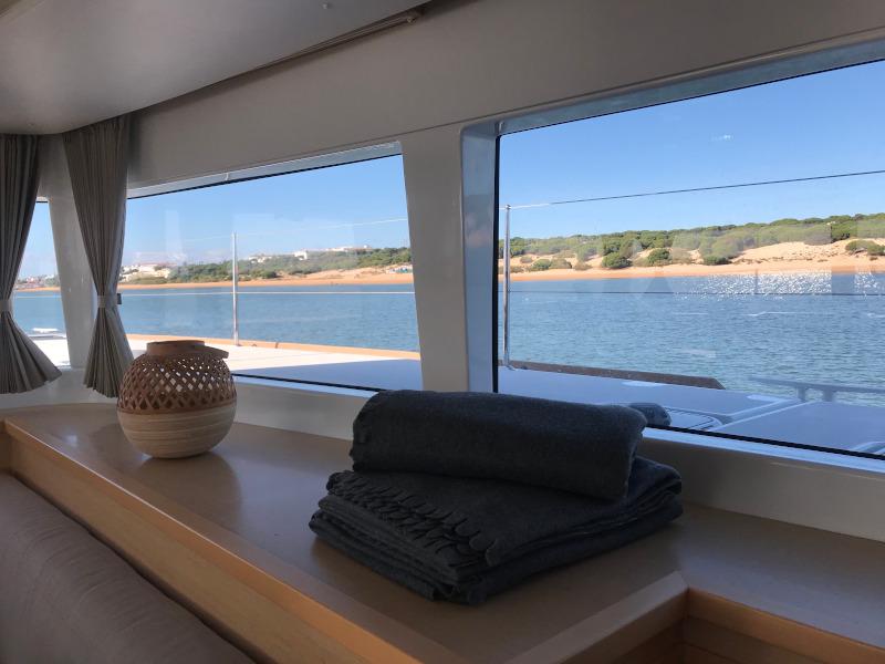 Book yachts online - catamaran - Lagoon 450 Sport - Ocean Dreams - rent