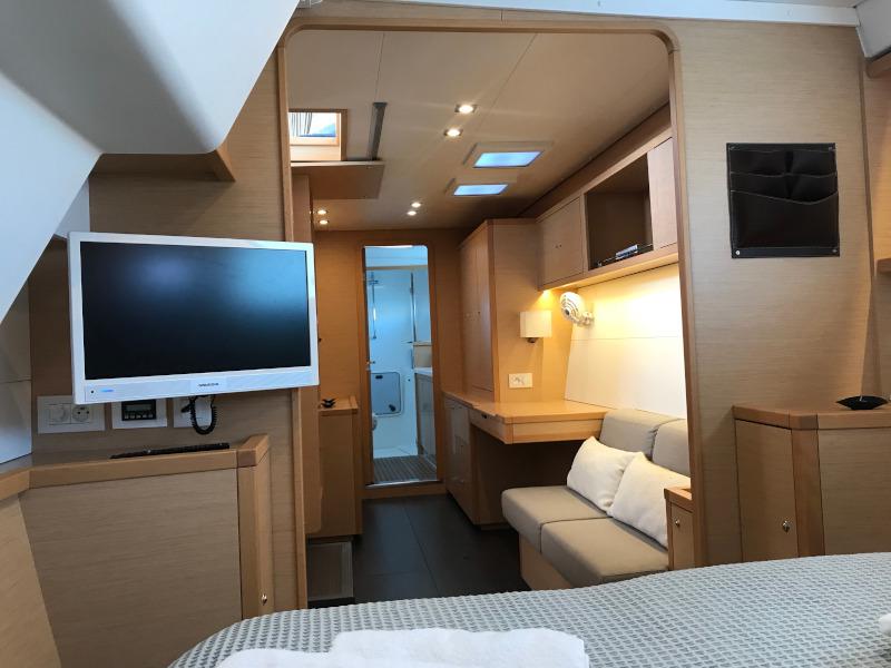 Book yachts online - catamaran - Lagoon 450 Sport - Ocean Dreams - rent