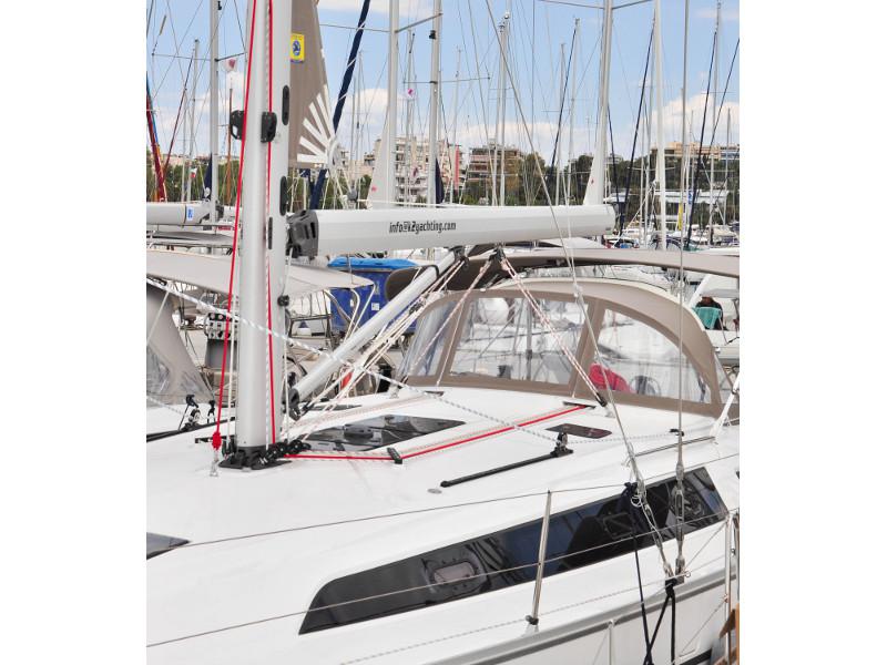 Book yachts online - sailboat - Bavaria  C42 - Melia - rent