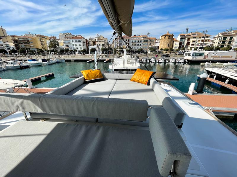 Book yachts online - catamaran - Bali 4.6 5 cabins - WILD BUNCH - rent