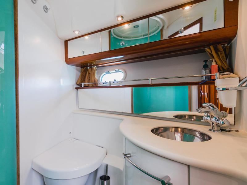 Book yachts online - motorboat - Jeanneau Prestige 46 Fly - UNPLUGGED - rent