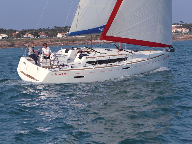 Book yachts online - sailboat - Sunsail 38/2 - Sunsail 38/2 (2017) - rent