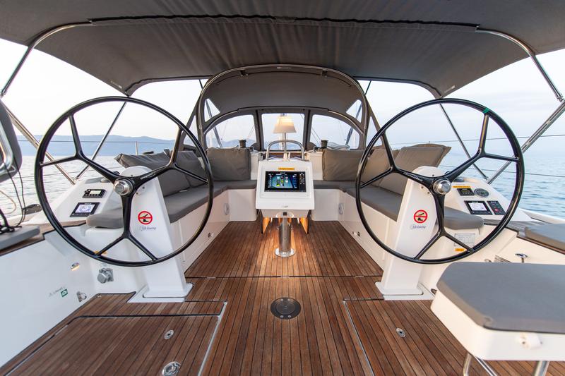 Book yachts online - sailboat - Bavaria C42 - Karpouzi | A/C, Bow Thruster, Full teak deck - rent
