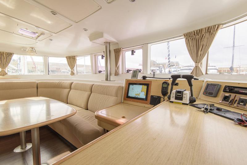 Book yachts online - catamaran - Lagoon 440 - Enjala - rent
