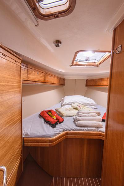 Book yachts online - sailboat - Bavaria 37 Cruiser - Gigiona - rent