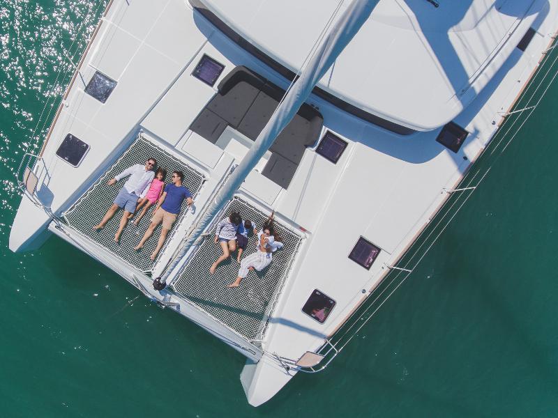 Book yachts online - catamaran - Lagoon 52F - Blue Moon - rent
