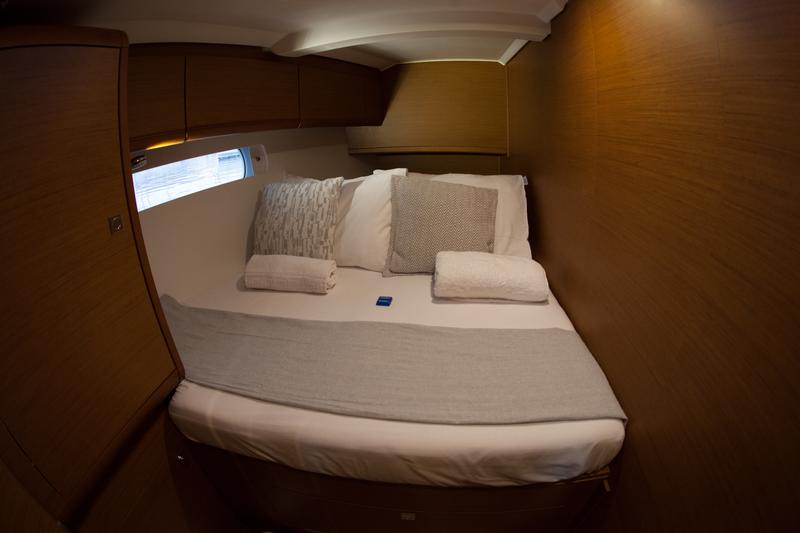 Book yachts online - sailboat - Sun Odyssey 519 -  5 cabs - MAISTROS - rent