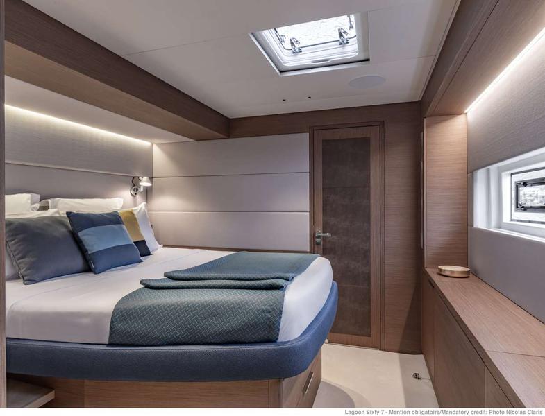 Book yachts online - powercatamaran - Lagoon Sixty 7 - VALIUM 67 - rent