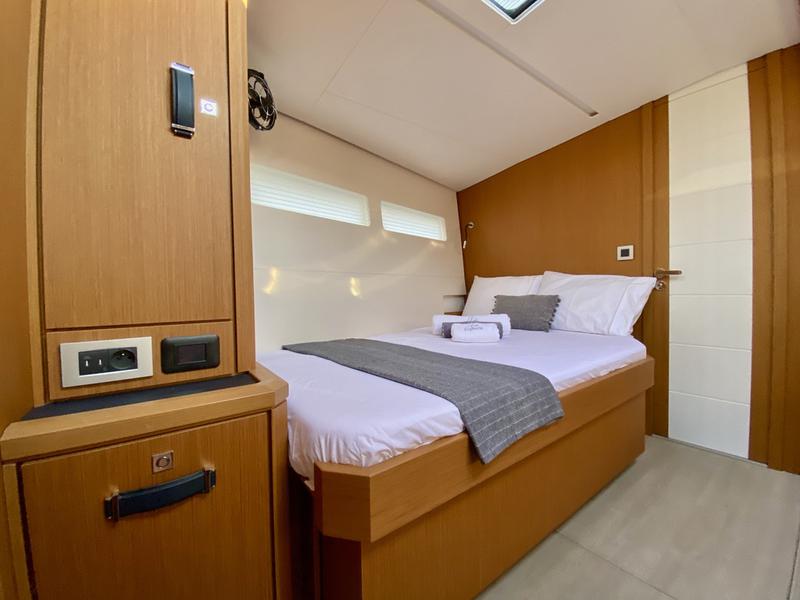 Book yachts online - sailboat - Jeanneau 60 - EUPHORIA - rent