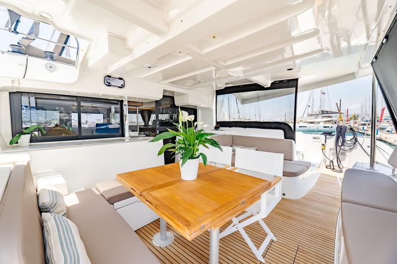 Book yachts online - catamaran - Lagoon 46 - Skippered - KIDEGE - rent