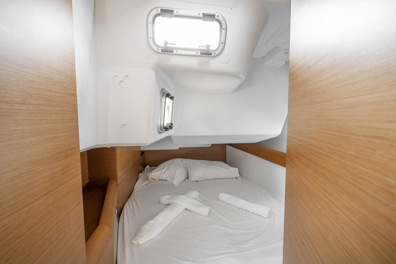 Book yachts online - sailboat - Sun Odyssey 479 - ALPHA - rent