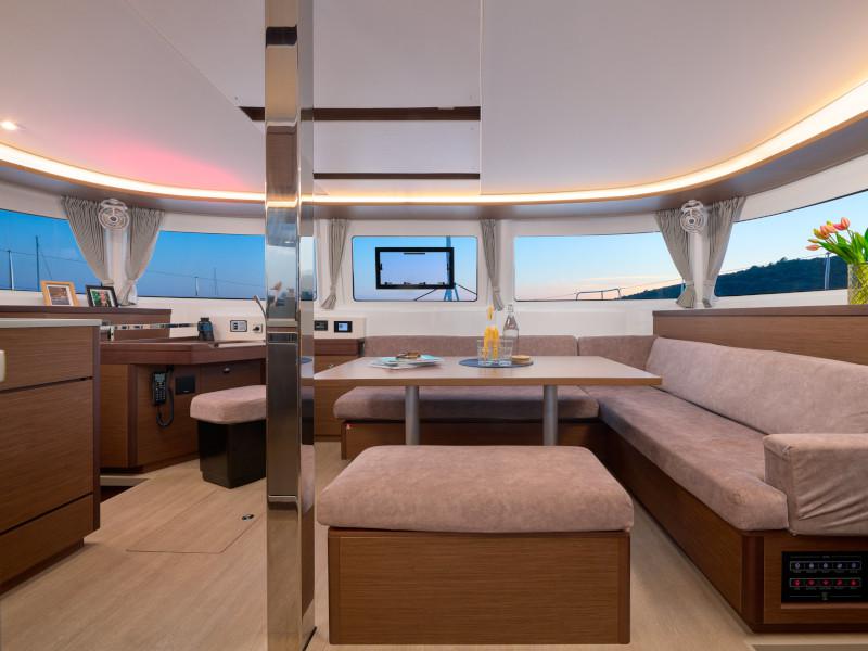 Book yachts online - catamaran - Lagoon 46 - Sensation  - rent