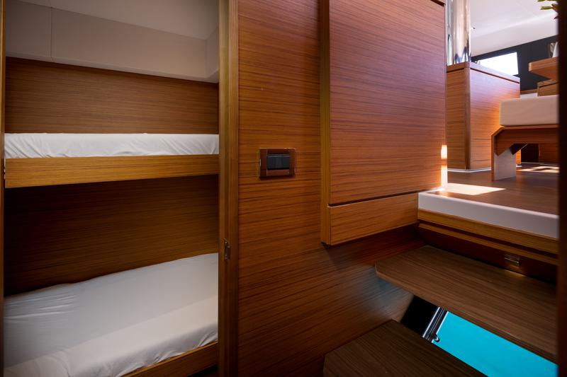 Book yachts online - catamaran - Dufour 48 Catamaran - NOX - rent