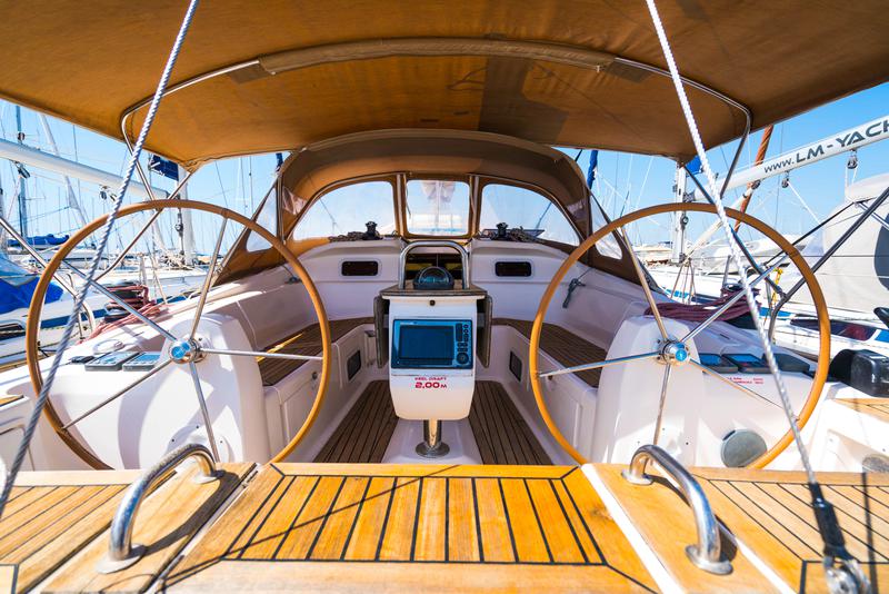 Book yachts online - sailboat - Elan 434 Impression - Skatka (sails 2015) - rent