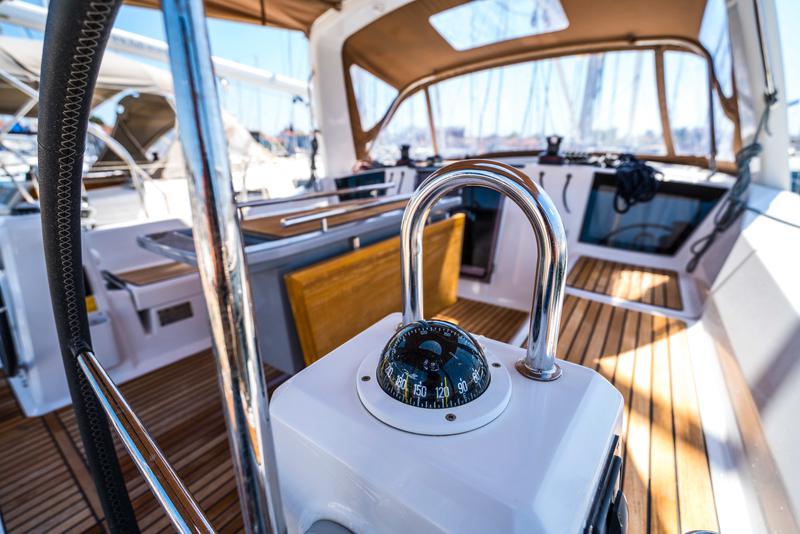Book yachts online - sailboat - Oceanis 41.1 - White Pearl - rent