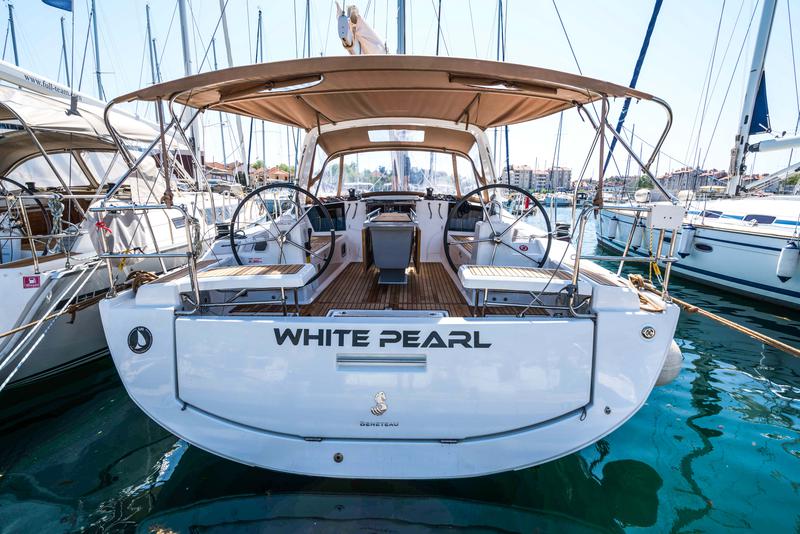 Book yachts online - sailboat - Oceanis 41.1 - White Pearl - rent