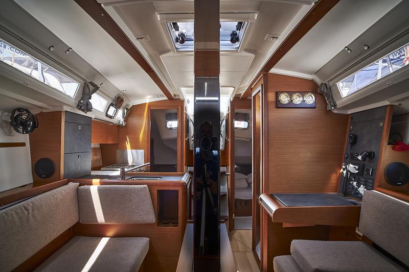 Book yachts online - sailboat - Sun Odyssey 349 - Nana - rent