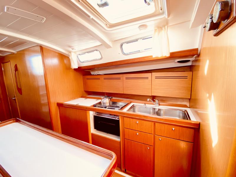 Book yachts online - sailboat - Beneteau Cyclades 50.5 - Christina (Refit 2021) (Pax 12)  - rent