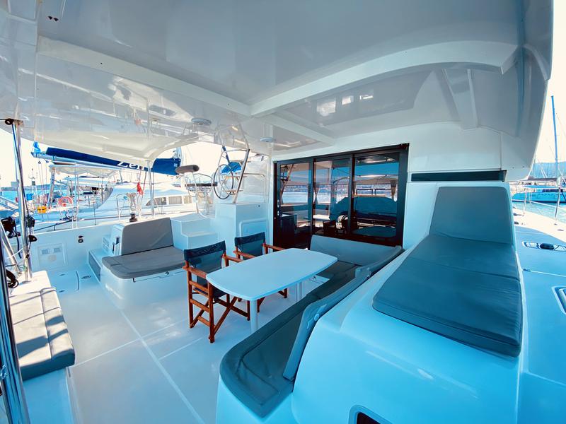 Book yachts online - catamaran - Lagoon 42 - Katerina (A/C - Generator) - rent