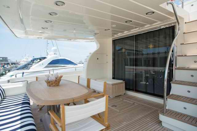 Book yachts online - motorboat - Posillipo Technema 65 - no name - rent