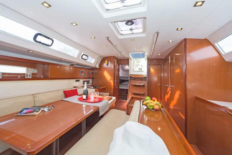 Book yachts online - sailboat - Oceanis 50 Family - Sueno - rent