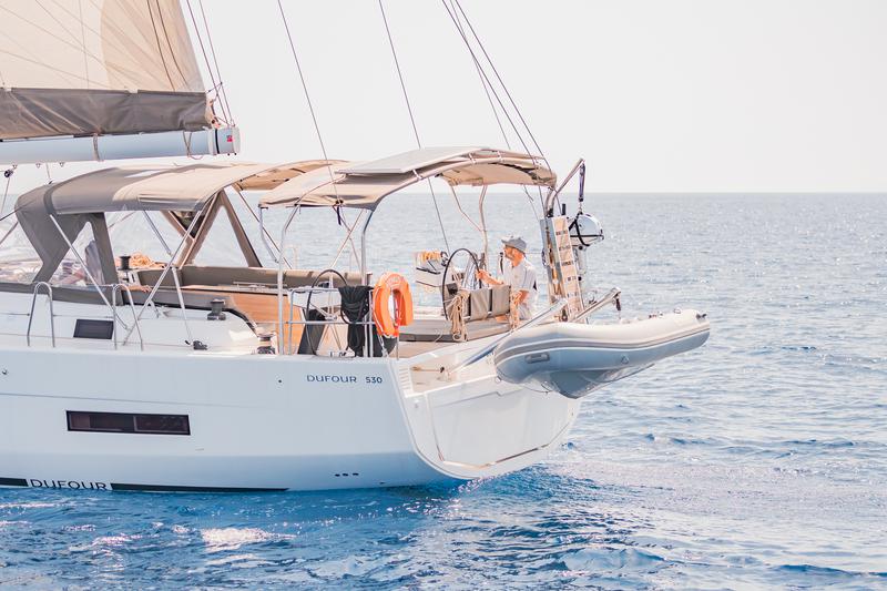 Book yachts online - sailboat - Dufour 530 - Venus - rent