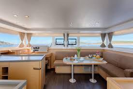 Book yachts online - catamaran - Lagoon 450  Flybridge - Mantra (Generator + watermaker) - rent