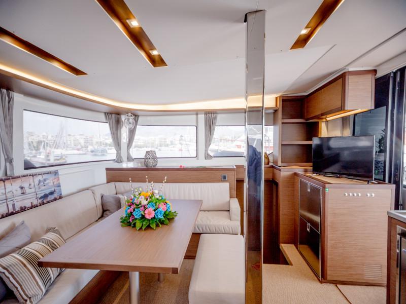 Book yachts online - catamaran - Lagoon 46 - ALICE - rent