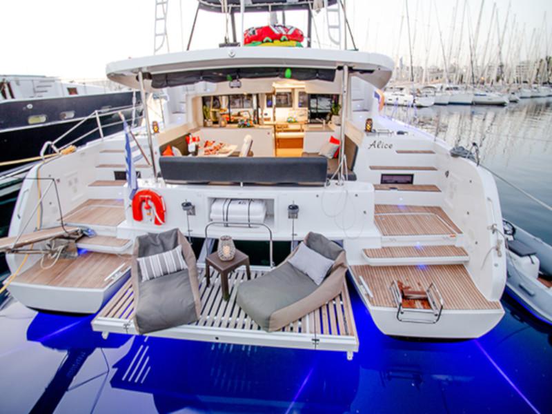 Book yachts online - catamaran - Lagoon 46 - ALICE - rent