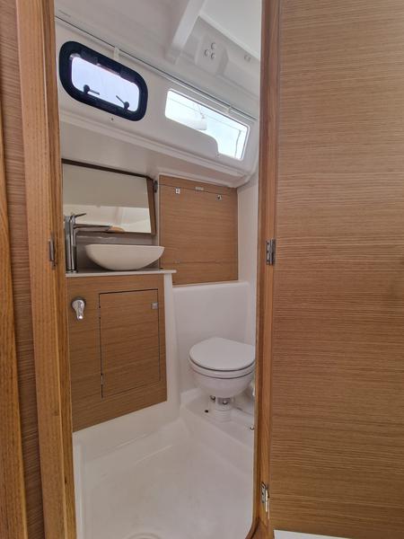 Book yachts online - sailboat - Dufour 360 Grand Large - Barbossa - rent