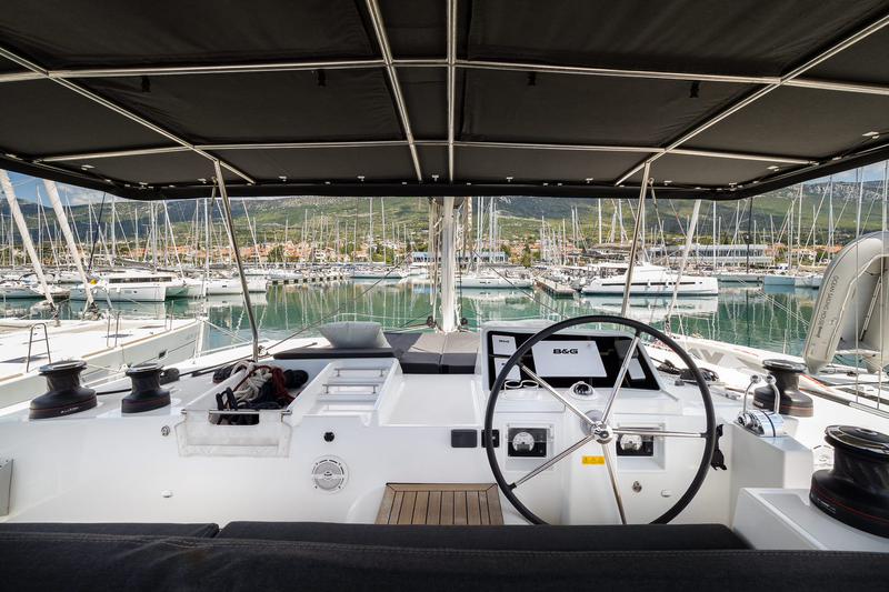 Book yachts online - catamaran - Lagoon 450 - ARCTIC PRINCE (WITH AC&amp;GENERATOR) - rent