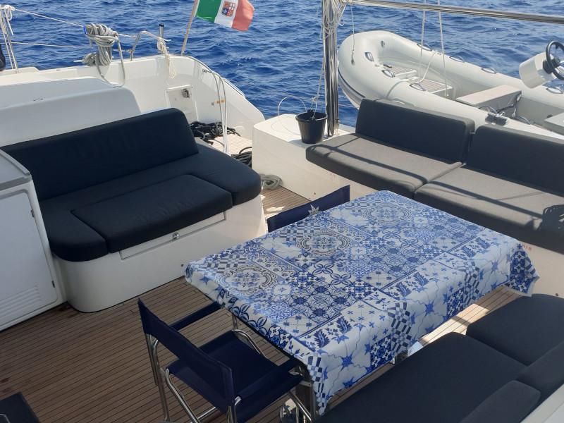 Book yachts online - catamaran - Lagoon 50 (A/C+WaterMaker+GEN) - Thor - rent