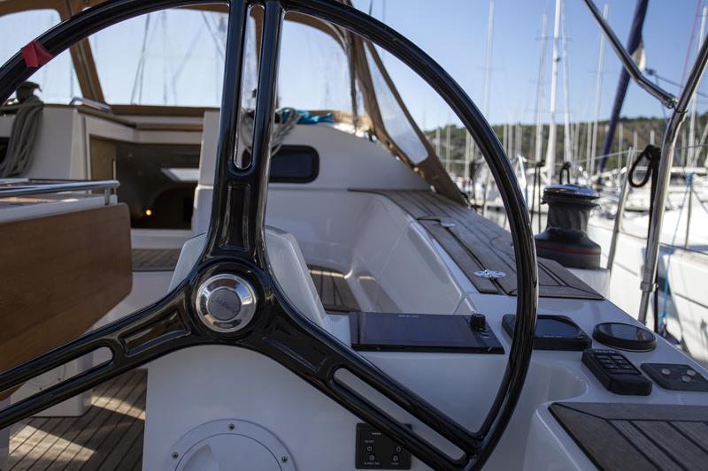 Book yachts online - sailboat - Elan 45 Impression - Tightrope - rent