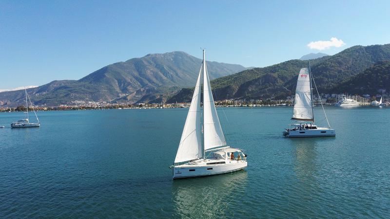 Book yachts online - sailboat - Oceanis 38.1 - Rosa Bella - rent