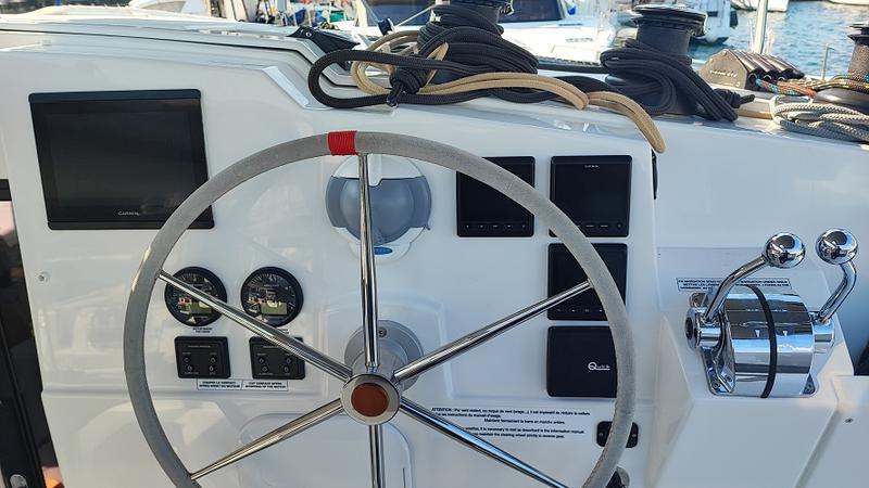 Book yachts online - catamaran - Isla 40 - Blue Orion - rent