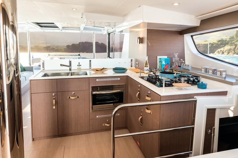 Book yachts online - catamaran - Bali 4.6 - Seaduction - rent