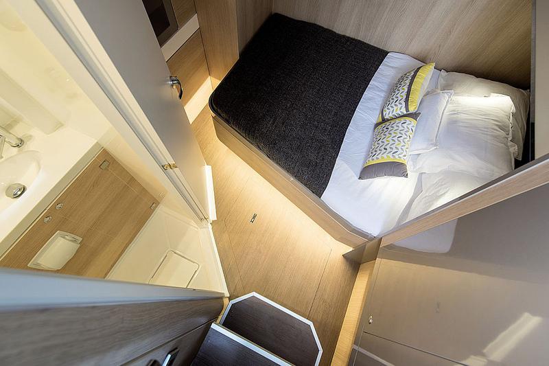 Book yachts online - catamaran - Bali 5.4 - Blue Blue Blue - rent