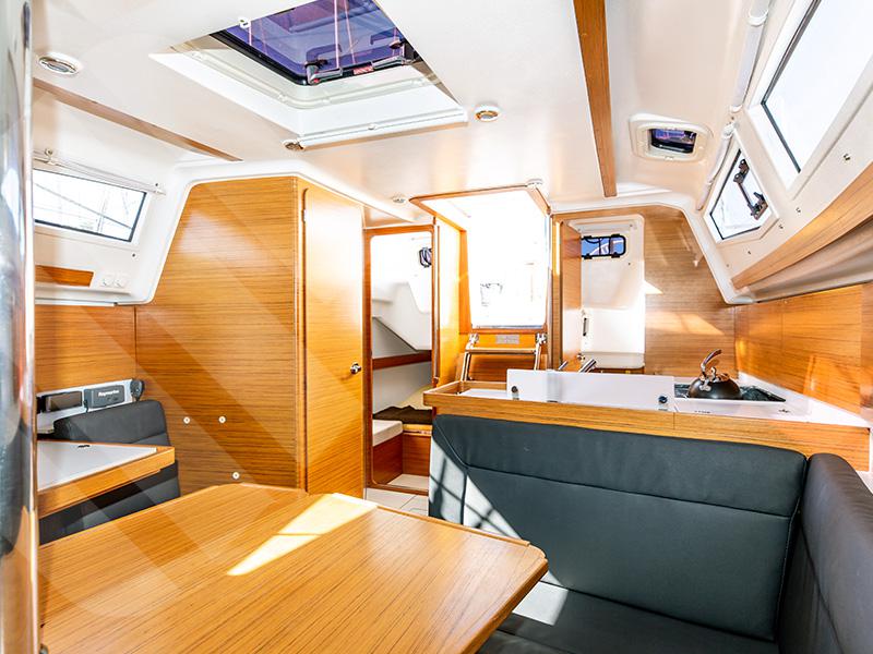 Book yachts online - sailboat - Elan 35 Impression - Maybe 6 - rent