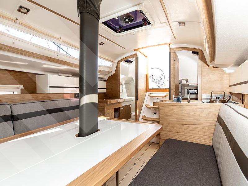 Book yachts online - sailboat - Elan S3 - Kind of Blue - rent