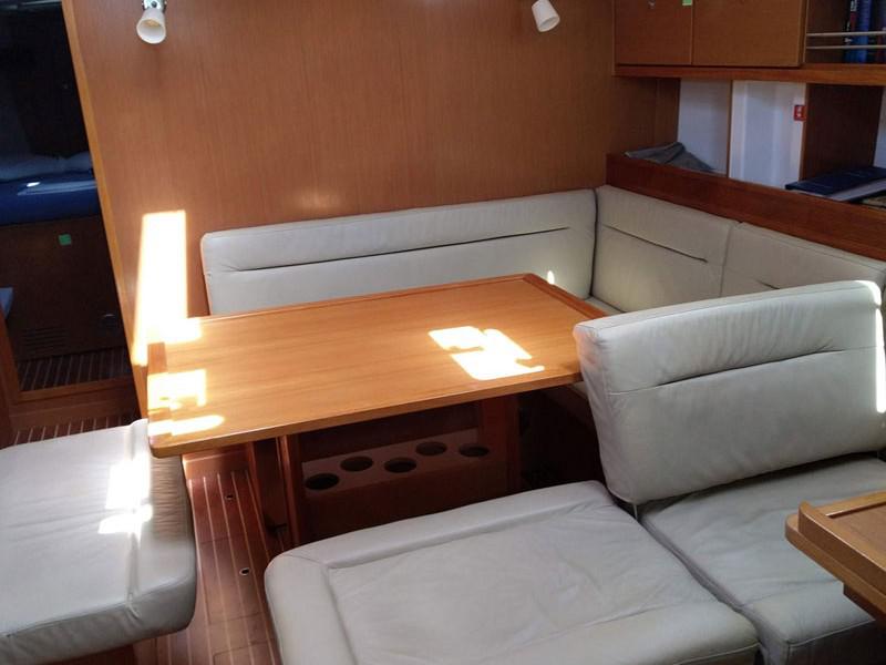 Book yachts online - sailboat - Bavaria 45 Cruiser - Esperos - rent