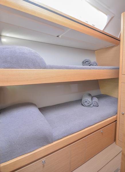 Book yachts online - sailboat - Dufour 520 GL - Margarita  - rent