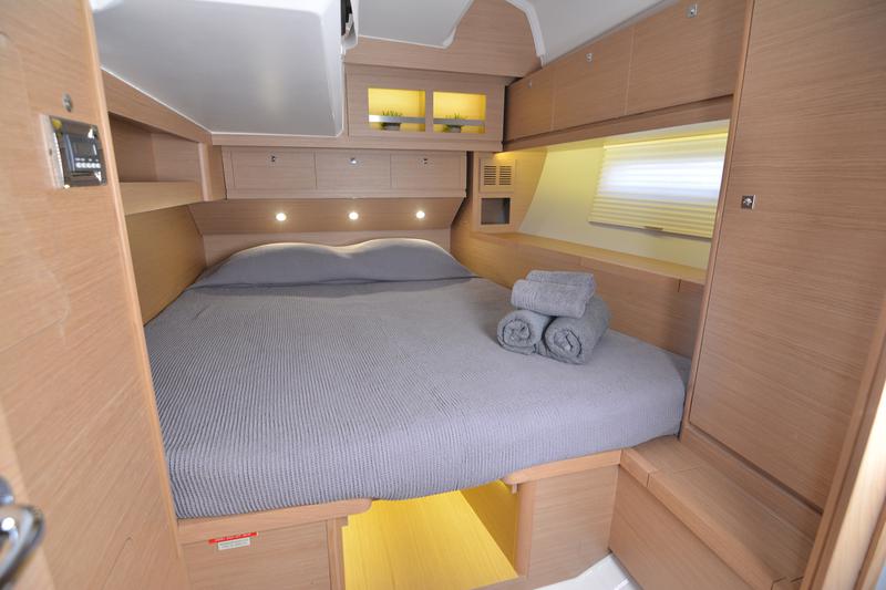 Book yachts online - sailboat - Dufour 520 GL - Margarita  - rent